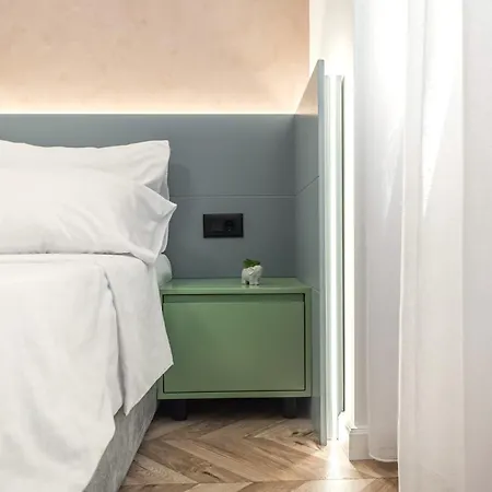 Modern Beachside 100mbs * Durrës